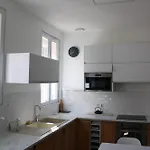 Maison Chaleureuse Avec Grande Terrasse * Nimes