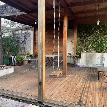 Maison Chaleureuse Avec Grande Terrasse * Nîmes