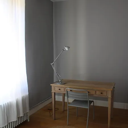 Maison Chaleureuse Avec Grande Terrasse Nîmes